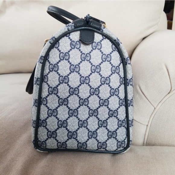 Authentic Vintage Gucci Boston Satchel - Picture 4 of 12